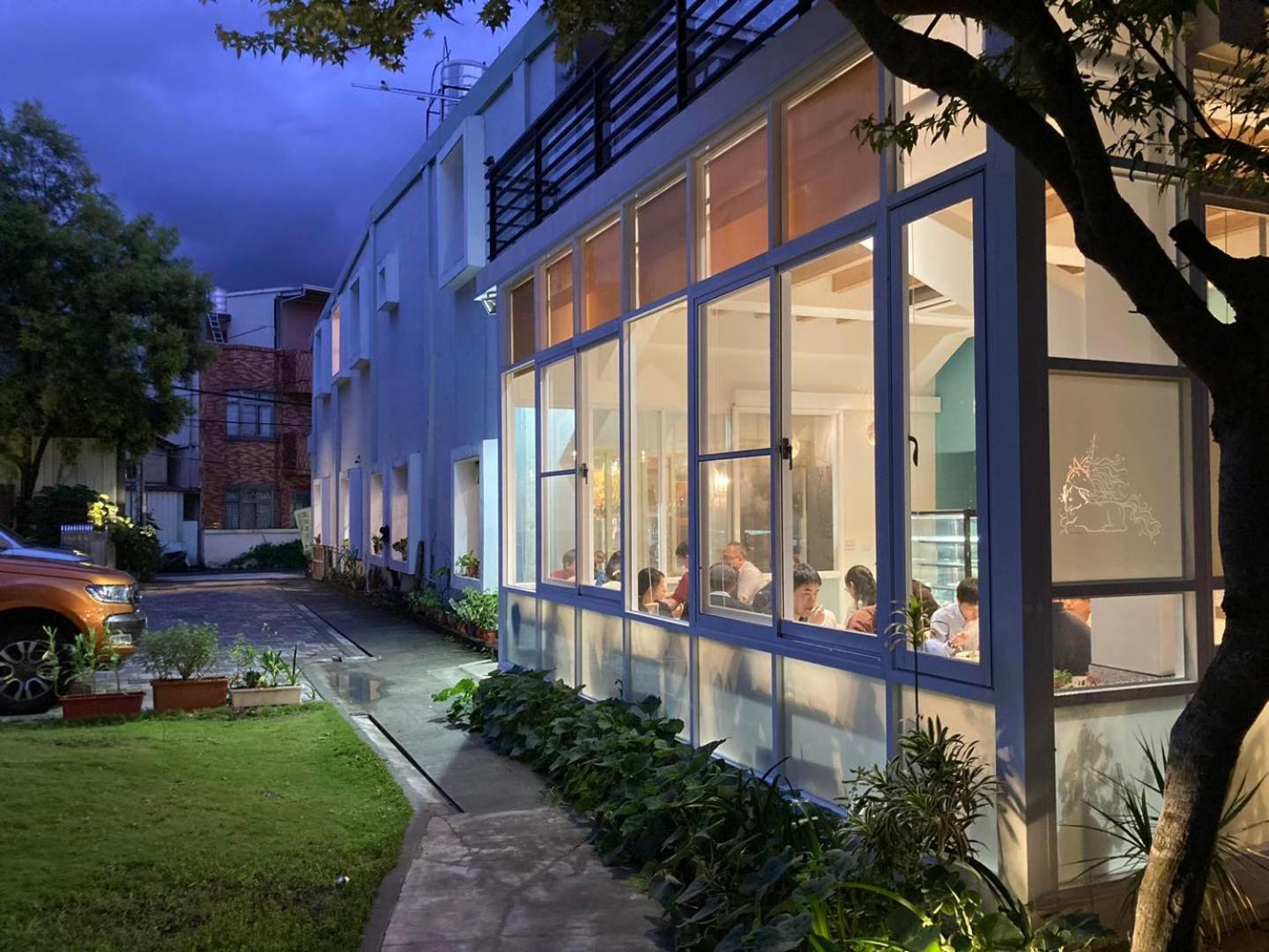Rest Book & Bed Bed & Breakfast Puli Bagian luar foto